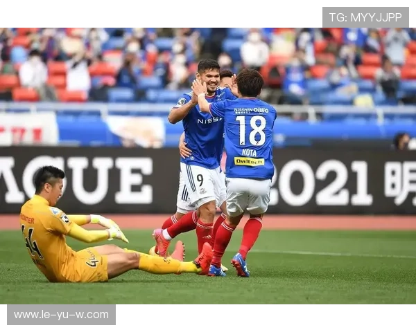 冷门比分频现!足球赛场惊现逆袭剧情 冷门比分频现!足球赛场惊现逆袭剧情