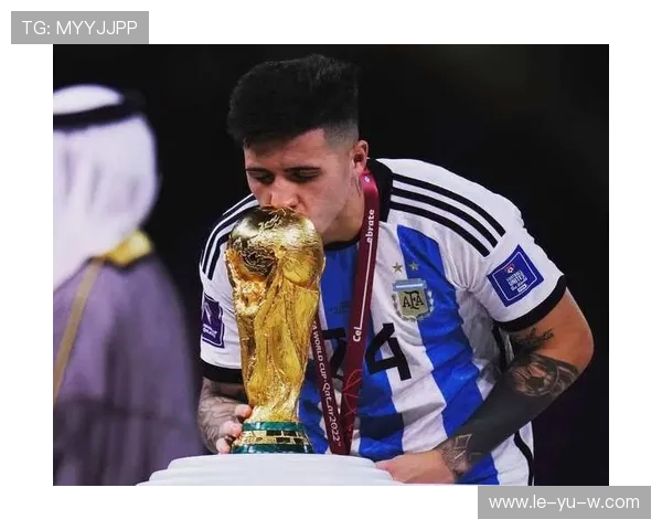 恩佐·费尔南德斯首谈争议歌曲风波:向队友致歉,解释阿根廷中场的真实想法 恩佐·费尔南德斯首谈争议歌曲风波:向队友致歉,解释阿根廷中场的真实想法